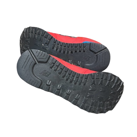 New Balance 574 Red Running Shoes Mens 9 D Red Blue Sneakers Trainers ML574ACC - Picture 5 of 9